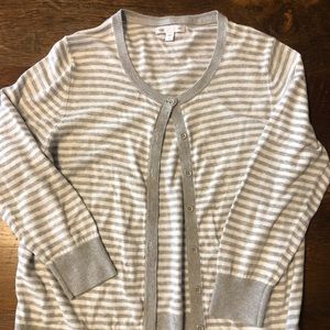 Three quarter length sleeve spring/summer cardigan